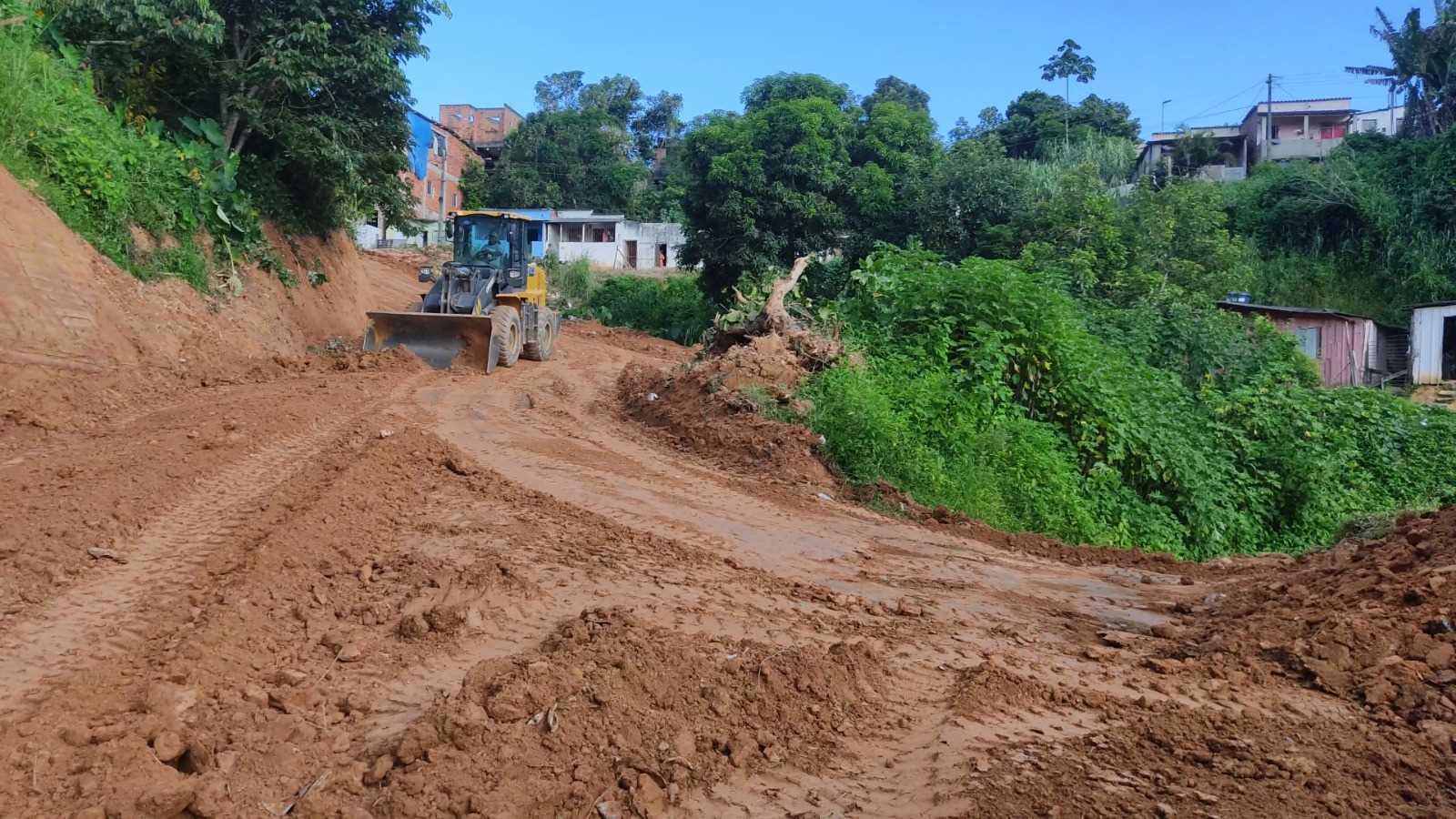 Camacã: Prefeitura reabre a rua do Sarampo e moradores comemoram